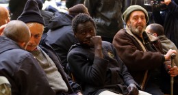 İBB, evsizlerin elinden tutuyor