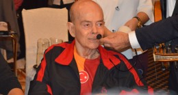 Turgay Şeren vefat etti