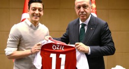 Mesut Özil, Türk Kızılay’ına 713 bin lira bağış yaptı