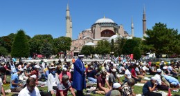 Ayasofya Camii özgürlüğüne kavuştu