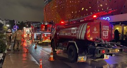 Ümraniye’de AVM’de korkutan yangın