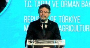 Bakan Yumaklı, “İçilebilir su kaynaklarının yüzde 30’u azalma tehdidi altında”