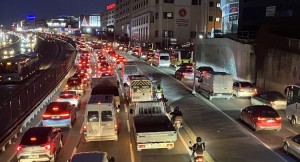 İstanbul trafiğinde yoğunluk