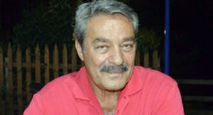 Kadir İnanır öldü