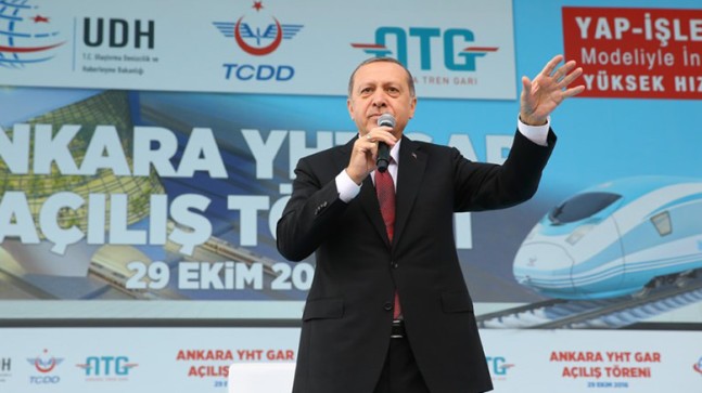 Cumhurbaşkanı Erdoğan “Biz, milletimizi köklerinden kopartılmasına karşı çıkıyoruz”