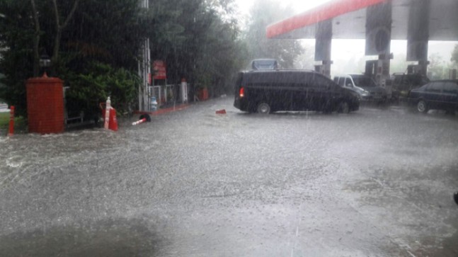 İstanbul yağmura direniyor!