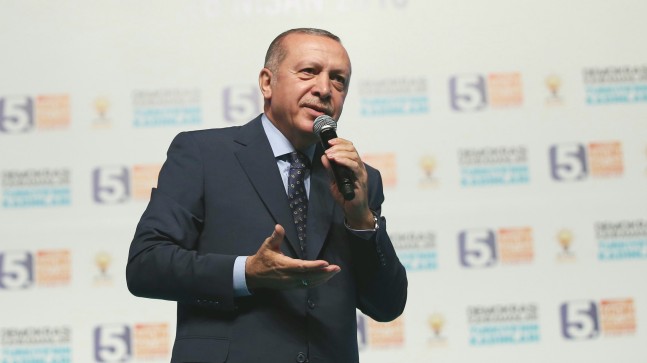 Diktatörün ta kendisi sensin!