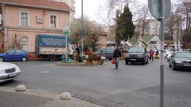 Erenköy esnafı bu işten rahatsız!