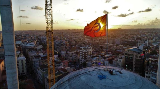 Taksim camiinden günbatımı