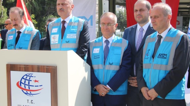Bakan Turhan, Kadıköy’den müjdeyi verdi!