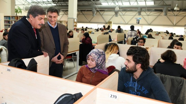 Azmi Ekinci, gençlere söz verdi