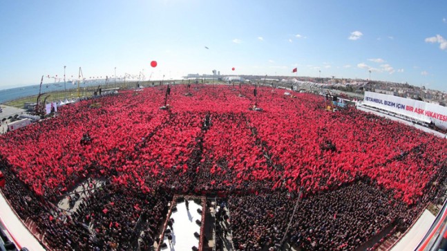 İSTANBUL YENİKAPI’YA AKTI