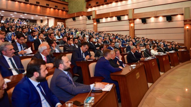 İBB Meclisinde tarihi bir karar!
