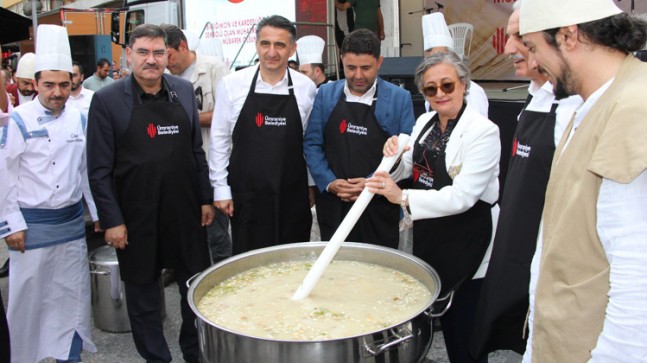 Ümraniye’de aşure buluşması