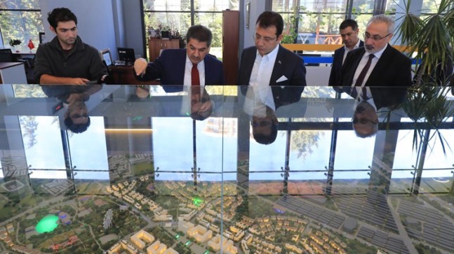 Başkan İmamoğlu Esenler’de