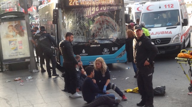 Beşiktaş’ta yolcu otobüsünün durakta yaraladığı vatandaş hayatını kaybetti