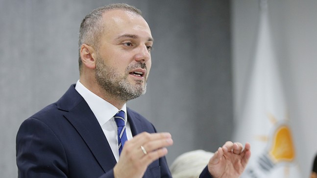 AK Parti kongreleri ertelendi