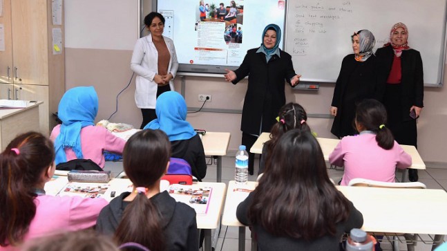 Başkan Döğücü’den okul ziyaretleri