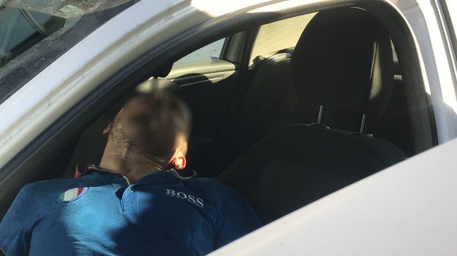 Bonzai kullanan sürücü bitik durumda