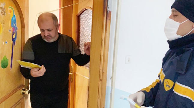 PTT, maskeleri evlere teslim ediyor