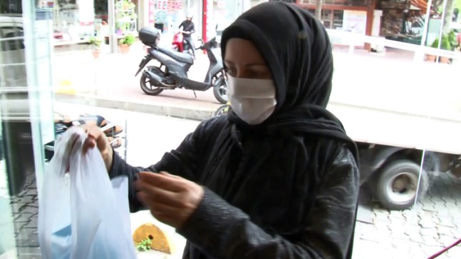 Cerrahi maskeler satışa sunuldu