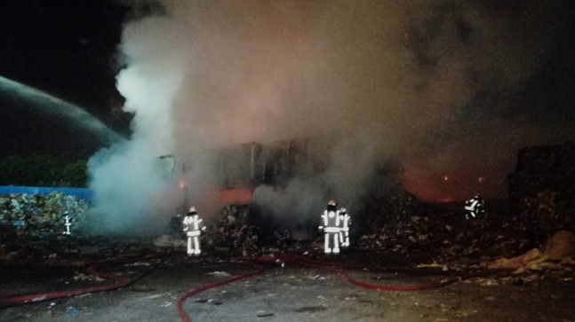 Ümraniye’de yine yangın çıktı