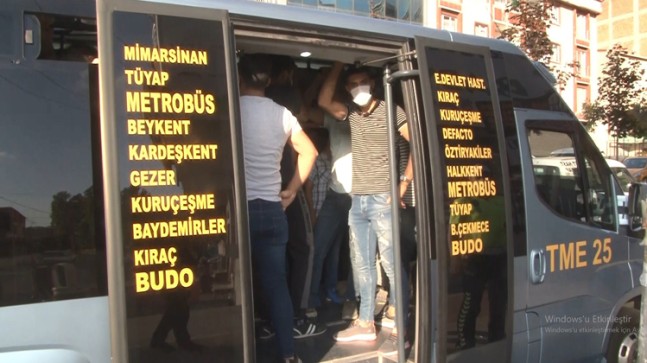 Minibüste 12 yerine, 34 yolcu!