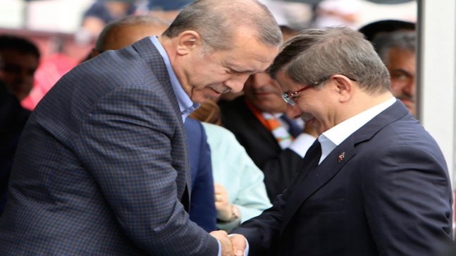 Davutoğlu, Cumhurbaşkanı Erdoğan’ı televizyonda tartışmaya davet etti
