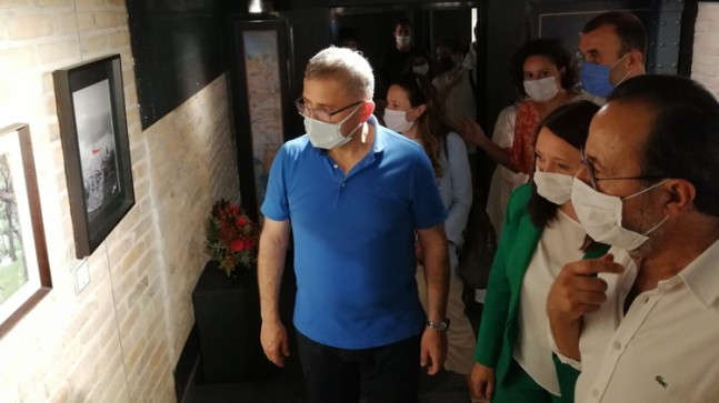 Nevmekan’da duruş sergisi