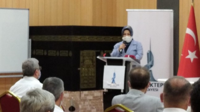 Başkan Döğücü, “Camiler toplumumuzu ayakta ve diri tutan yerlerdir”