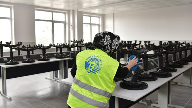 Tuzla’da okullar eğitime hazır