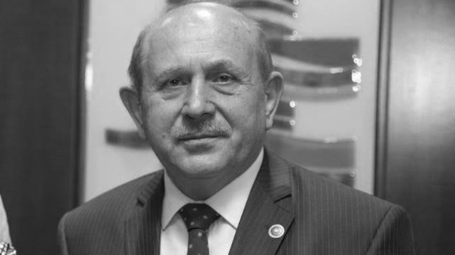 Burhan Kuzu vefat etti