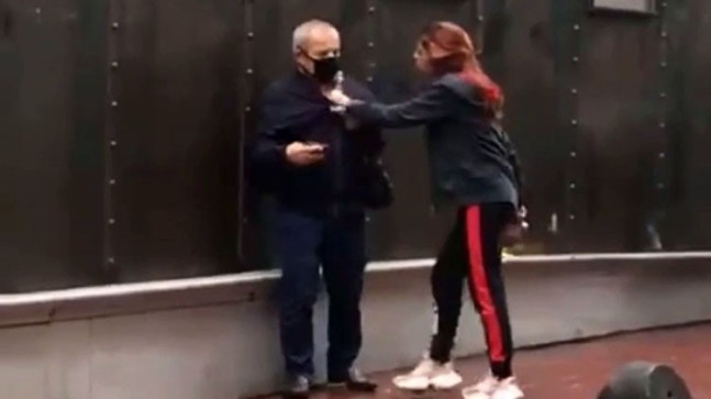 Kadın, adamı darp etti