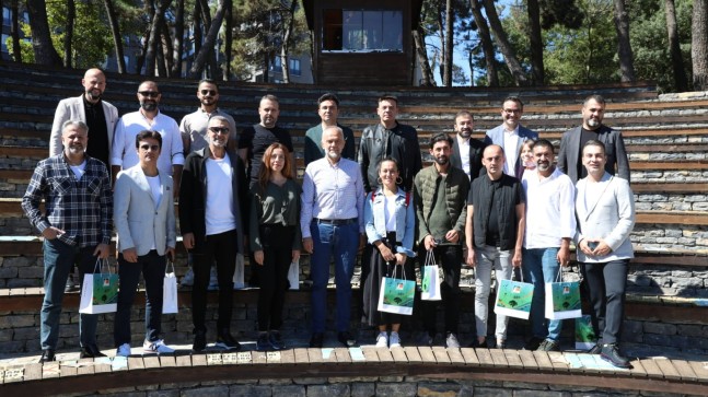 Başkan Poyraz, radyocularla buluştu