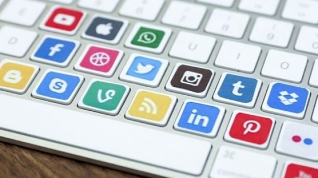 AK Parti’den sosyal medyaya model arayışı