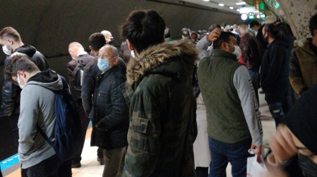 İBB’nin metro hizmetleri aksadı