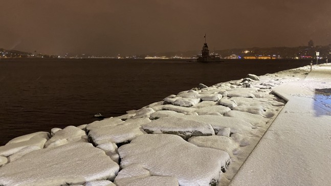 Kar, İstanbul’da etkisini sürdürüyor