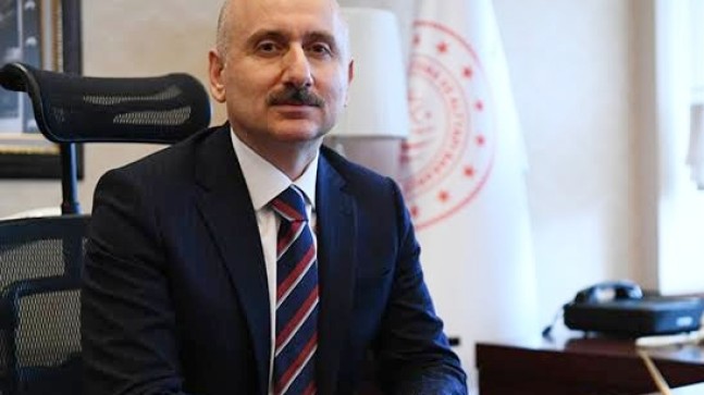 Bakan Karaismailoğlu Ekrem İmamoğlu’na 250 bin liralık tazminat davası açtı