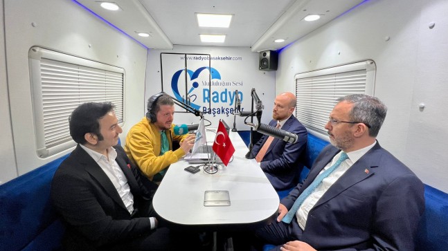 Bilal Erdoğan ile Gençlik ve Spor Bakanı Kasapoğlu, Radyo Başakşehir’e konuk oldu
