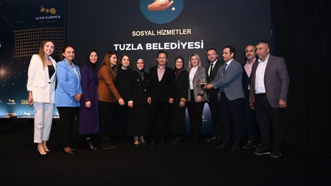 Tuzla Belediyesi’nin ‘Evden Eve İyilik Projesi’ne Altın Karınca Ödülü
