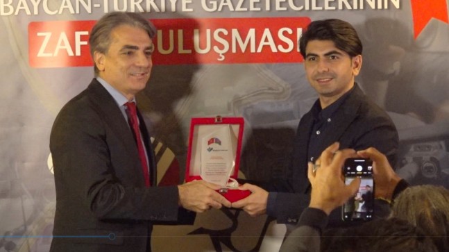 Gazetecilere ‘Karabağ Savaşı Fahri Ödülü’ verildi