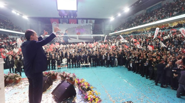 Fatih Erbakan yeniden seçildi