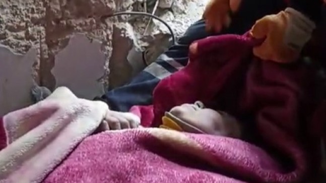 Hatay’da 175’inci saatte Naide Umay enkazdan sağ olarak çıkarıldı