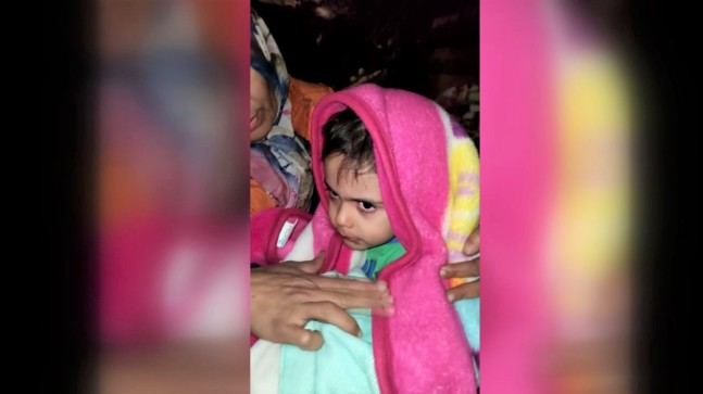 Enkaz altından baba ve 2 çocuğu kurtarıldı