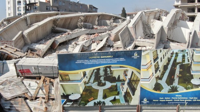 Depreme dayanıklı tabela (!)