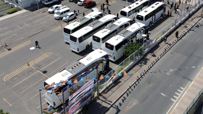 AK Parti İstanbul’dan Anadolu’ya 1000 otobüs