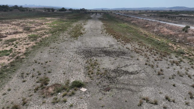 Büyükçekmece Gölü kurudu