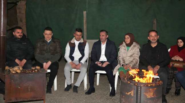 Tercihlerinin eser ve hizmet siyasetinden yana olduğunu dile getiren gençler, Ali Tombaş’tan oldukça umutlu