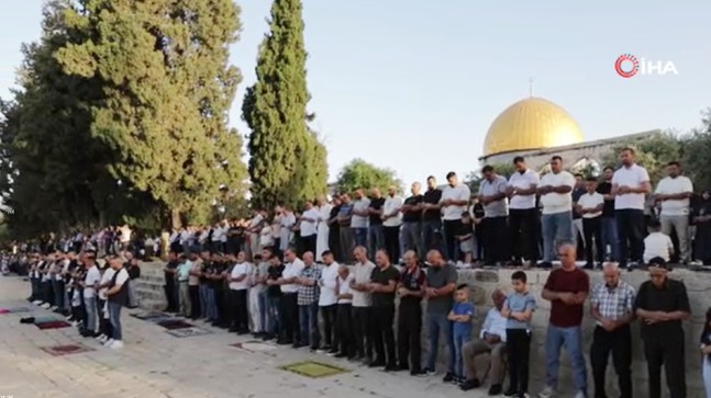 Mescid-i Aksa’da bayram namazı