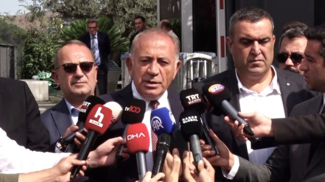 CHP İstanbul İl Başkanı Gürsel Tekin, “Biz galiba büyük bir suç ortaklılığını bozuyormuşuz gibi geliyor bana”